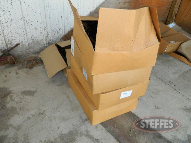 (5) boxes of IH-5 coil tine harrows _2.jpg